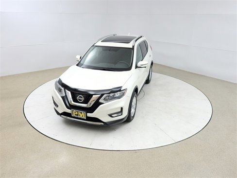 Used 2017 Nissan Rogue SV image 14