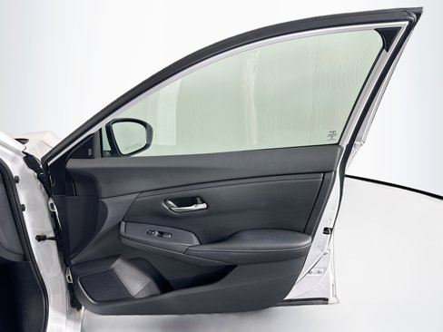 Used 2023 Nissan Sentra SV image 29