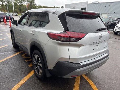Certified 2021 Nissan Rogue SV image 7