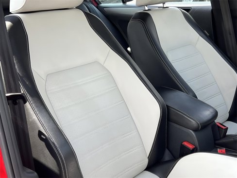 Used 2016 Volkswagen Jetta Sport image 15