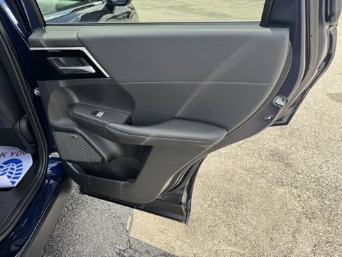 New 2025 Mitsubishi Outlander SE image 27