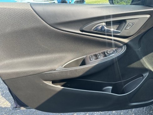 Used 2018 Chevrolet Malibu LT image 22