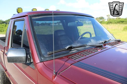 Used 1987 Jeep Comanche Chief image 14