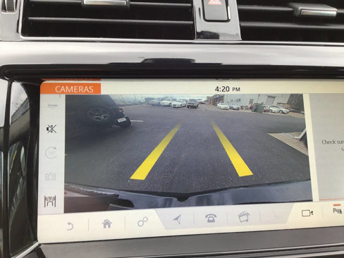 Used 2017 Land Rover Discovery HSE image 33