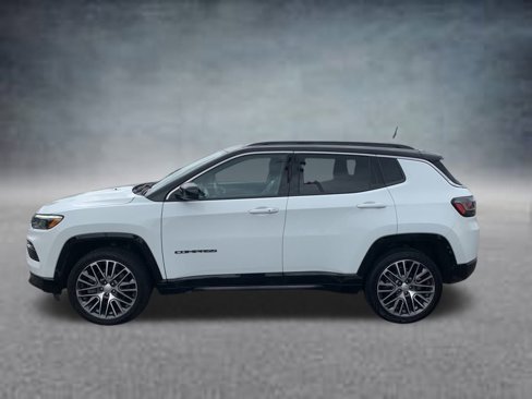 Used 2023 Jeep Compass Limited w/ Elite Group image 9