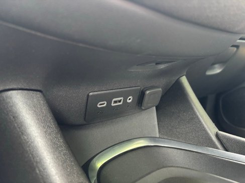 Used 2021 Chevrolet Malibu LT image 25