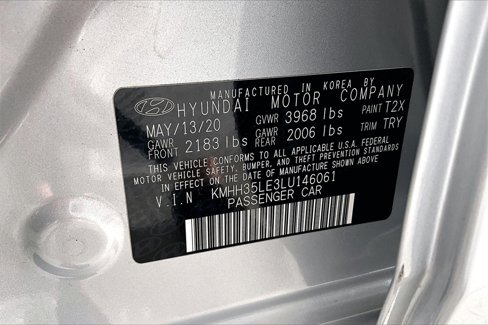 Certified 2020 Hyundai Elantra GT image 34