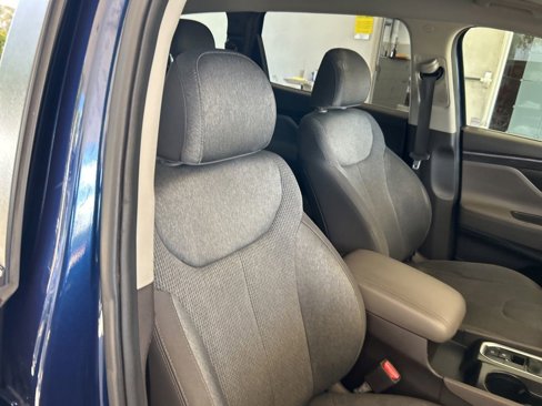 Used 2019 Hyundai Santa Fe SE image 17