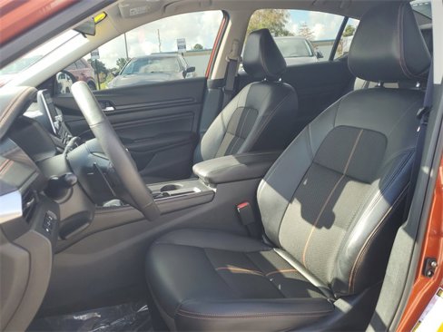 Used 2022 Nissan Altima 2.0 SR image 16