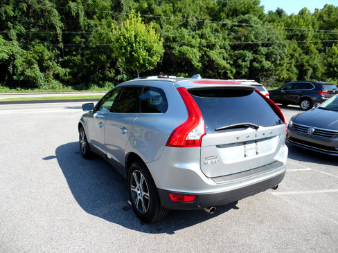 Used 2011 Volvo XC60 T6 image 3
