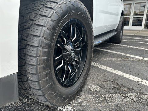Used 2018 GMC Yukon SLT w/ Open Road Package image 10