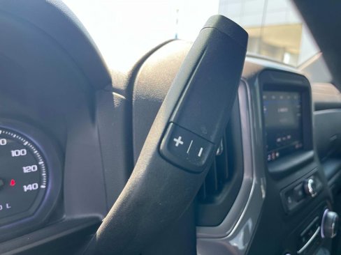 Used 2022 Chevrolet Silverado 1500 Custom image 19