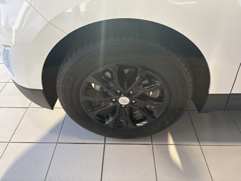 Used 2021 Chevrolet Equinox LT image 8