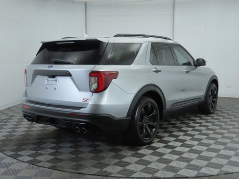 Used 2020 Ford Explorer ST w/ ST Street Pack image 5
