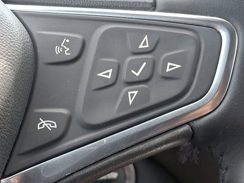 Used 2022 Chevrolet Equinox LT image 22