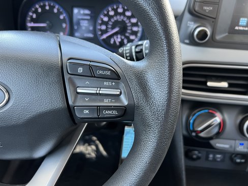 Used 2020 Hyundai Kona SE image 28
