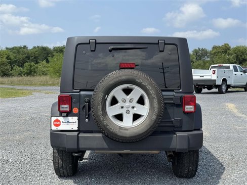 Used 2018 Jeep Wrangler Unlimited Sport S image 21