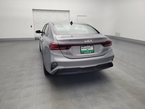 Used 2024 Kia Forte LXS image 6