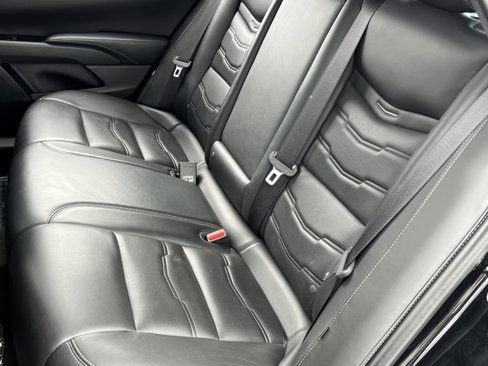 Used 2018 Cadillac XTS Platinum image 17