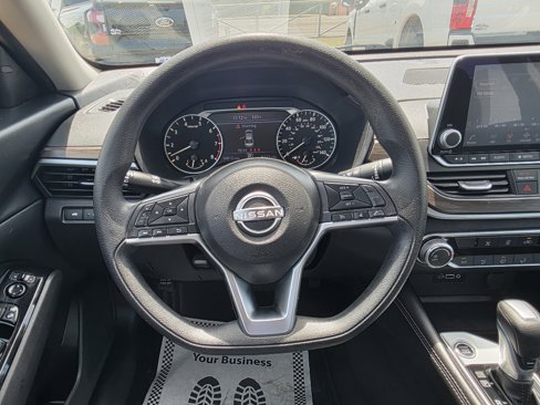 Used 2023 Nissan Altima 2.5 SV image 24