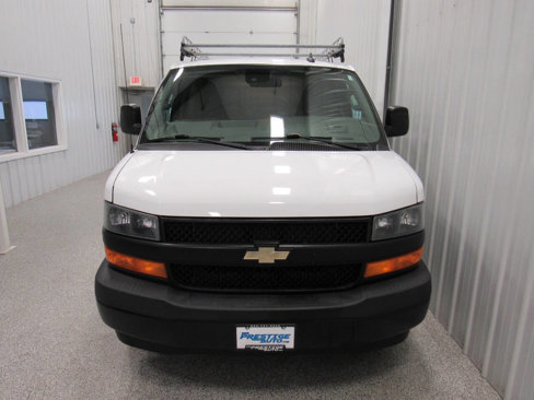 Used 2019 Chevrolet Express 3500 w/ Driver Convenience Package image 9