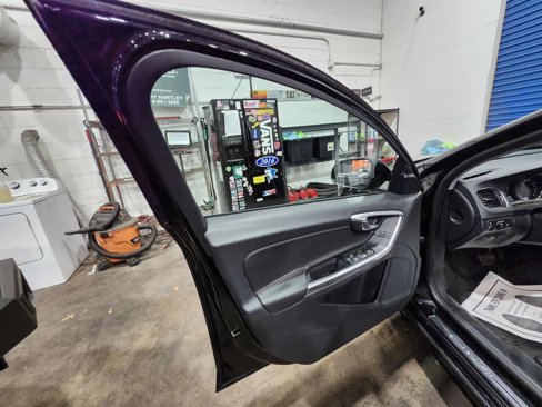 Used 2018 Volvo S60 T5 Dynamic w/ Vision Package image 8