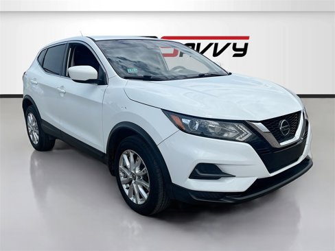 Used 2021 Nissan Rogue Sport S image 1