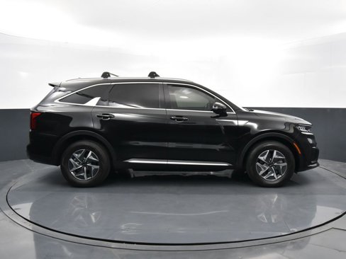 Used 2021 Kia Sorento S image 39