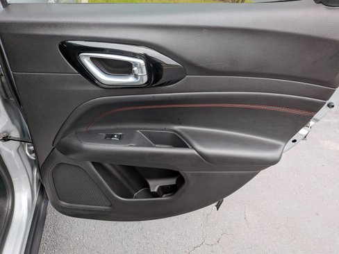Used 2024 Jeep Compass Trailhawk image 31