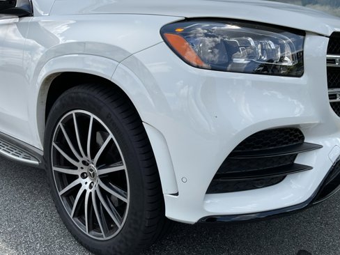 Used 2022 Mercedes-Benz GLS 450 4MATIC image 28