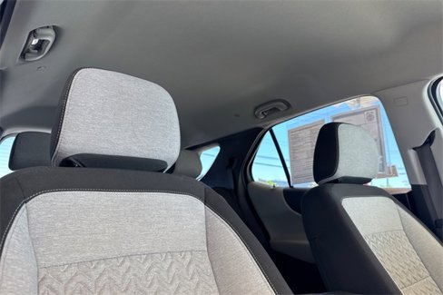 Used 2023 Chevrolet Equinox LT image 19