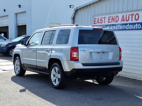 Used 2011 Jeep Patriot Latitude image 3