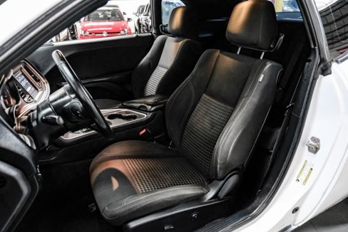 Used 2019 Dodge Challenger SXT image 23