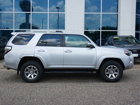 Used 2015 Toyota 4Runner Trail Premium image 2
