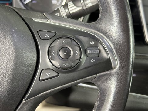Used 2018 Buick Enclave Essence image 27