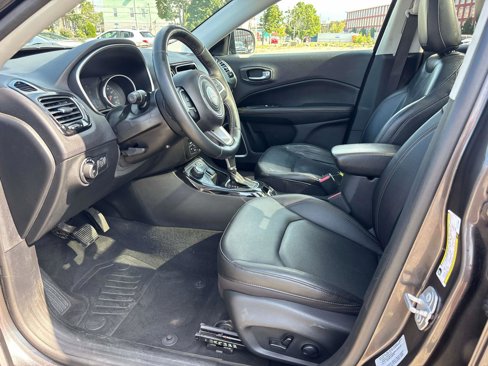 Used 2018 Jeep Compass Limited w/ Navigation Group image 8