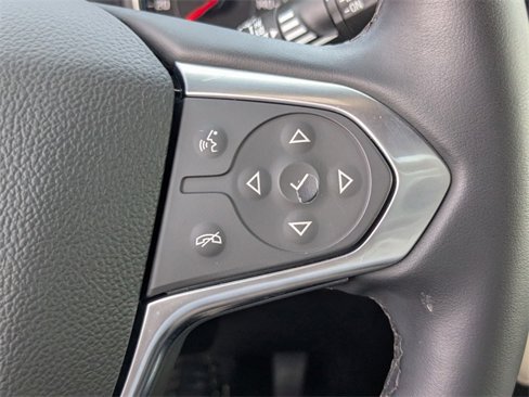Used 2023 Chevrolet Traverse LT image 23