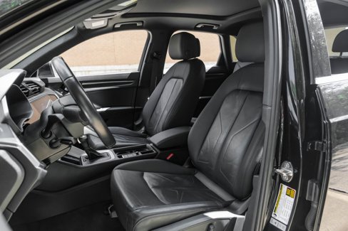 Used 2020 Audi Q3 2.0T Premium image 31