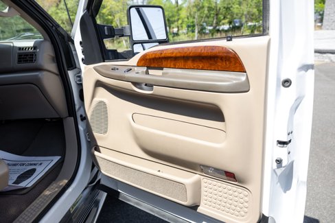 Used 2000 Ford F350 Lariat image 35