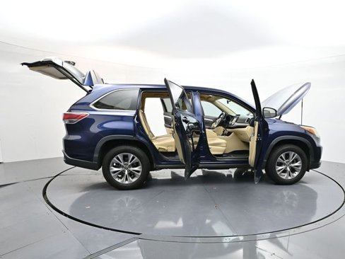 Used 2016 Toyota Highlander Plus image 49