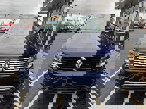 Used 2021 Volkswagen Tiguan S image 3