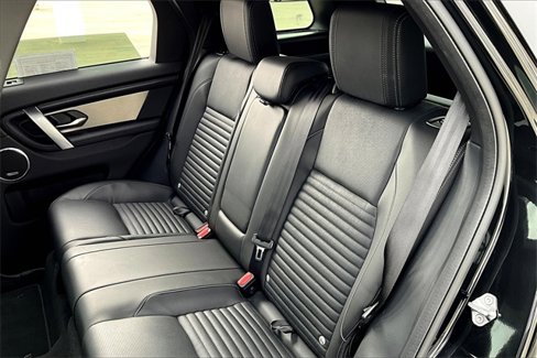 Used 2025 Land Rover Discovery Sport Dynamic SE image 20