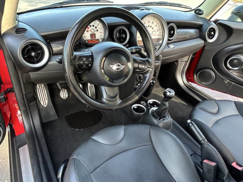 Used 2011 MINI Cooper S image 7