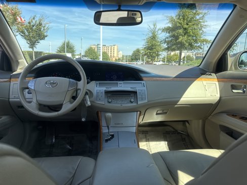 Used 2007 Toyota Avalon Limited image 30