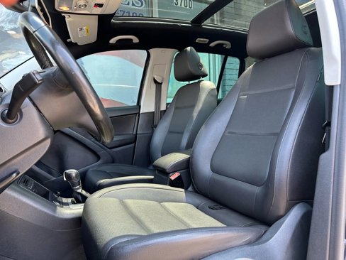 Used 2016 Volkswagen Tiguan SE image 10