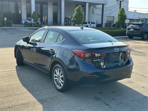 Used 2015 MAZDA MAZDA3 i Touring w/ Technology Package image 7