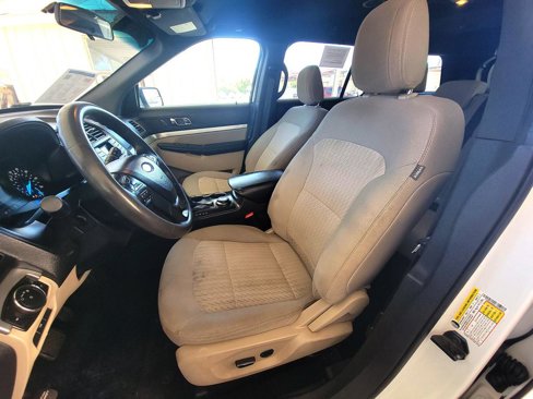 Used 2018 Ford Explorer 4WD image 9