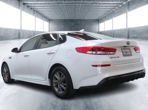 Used 2020 Kia Optima LX image 6
