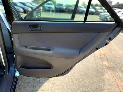 Used 2004 Toyota Camry SE image 32