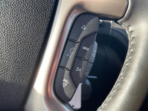 Used 2016 GMC Acadia Denali image 23